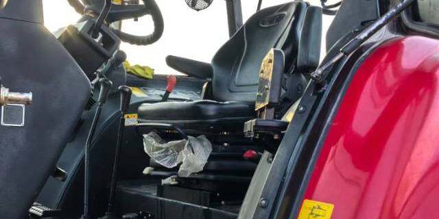 东方红LN2004轮式拖拉机