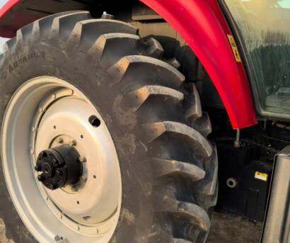 东方红LN2004轮式拖拉机