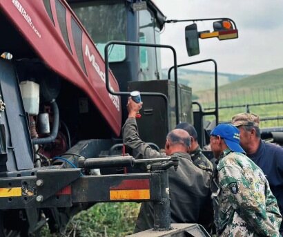 麦克唐(MacDon)205 进口割晒机