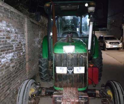 约翰迪尔7501拖拉机