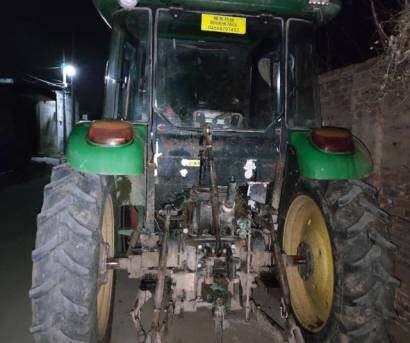 约翰迪尔7501拖拉机