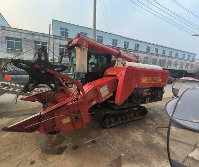 雷沃谷神领航RG3085Pro（4LZ-8G7A）履带收割机