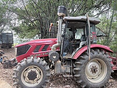 华夏TD1404-1拖拉机
