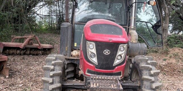 华夏TD1404-1拖拉机