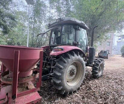 华夏TD1404-1拖拉机