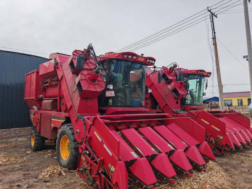 河北冀新4YZJ-5A1玉米茎穗兼收机