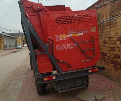 仁达4YZ-3C自走式玉米收割机