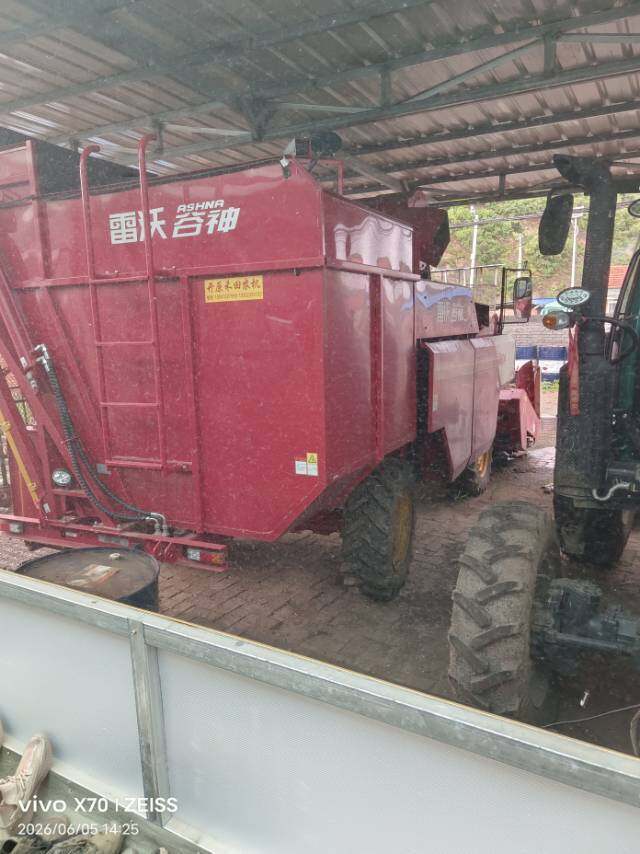 雷沃谷神雷沃谷神CH4P(4YZ-4HP1)玉米收获机