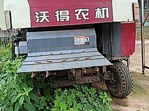 沃得皓龙4LZ-9轮式纵轴流收获机