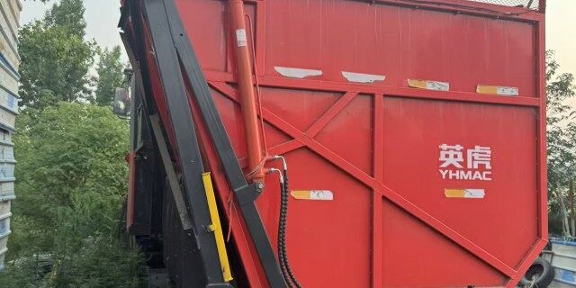 英虎4YZ-4B玉米收获机