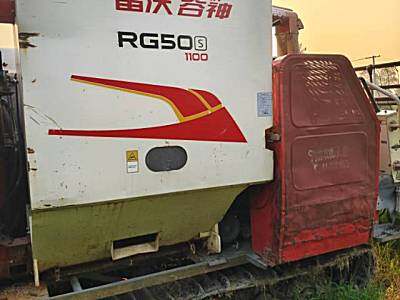 雷沃RG50水稻收割机